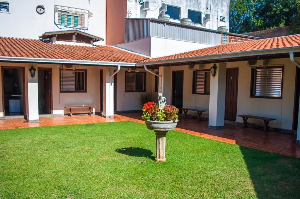Galeria Hotel Pousada Jaguariúna المظهر الخارجي الصورة