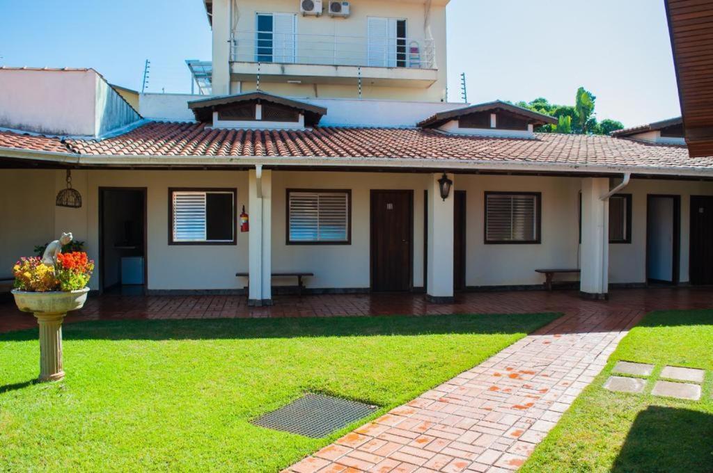 Galeria Hotel Pousada Jaguariúna المظهر الخارجي الصورة